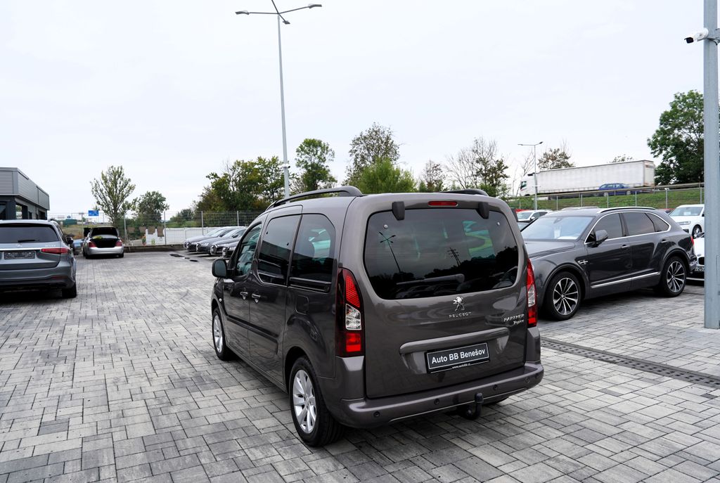 peugeot-partner-tepee-1-6hdi-tepee-outdoor-120ps - 3