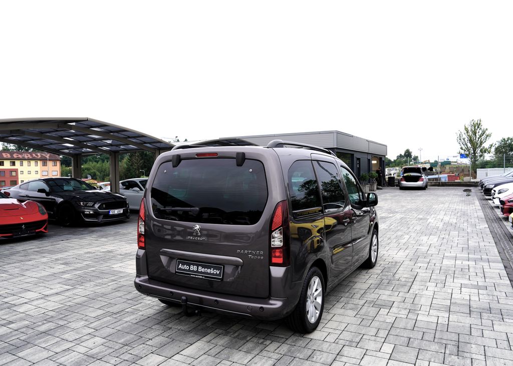 peugeot-partner-tepee-1-6hdi-tepee-outdoor-120ps - 5