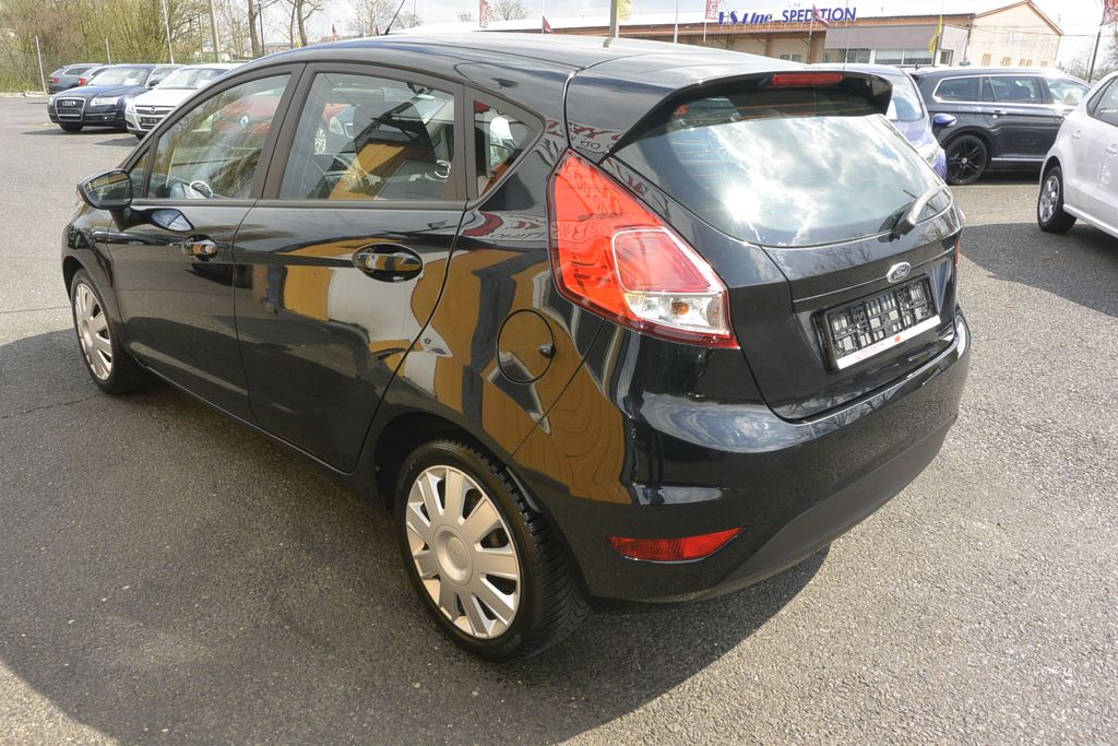ford-fiesta-1-25i - 6