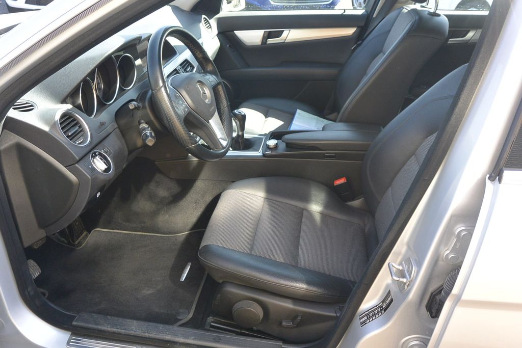 mercedes-benz-tridy-c-1-8i-avandgarde-115kw - 7