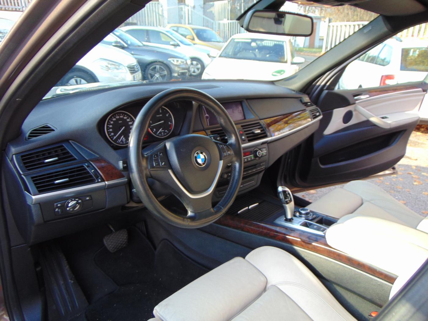 bmw-x5-3-0-d - 9