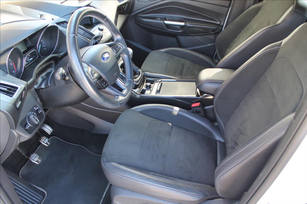 ford-kuga-2-0-tdci-132kw-st-line-4x4 - 6