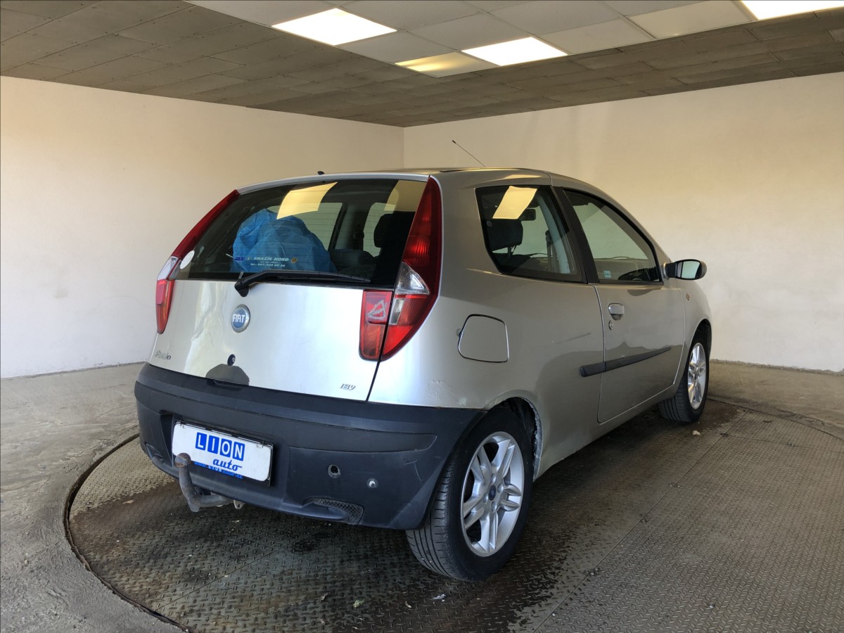 fiat-punto-1-4-16v - 6