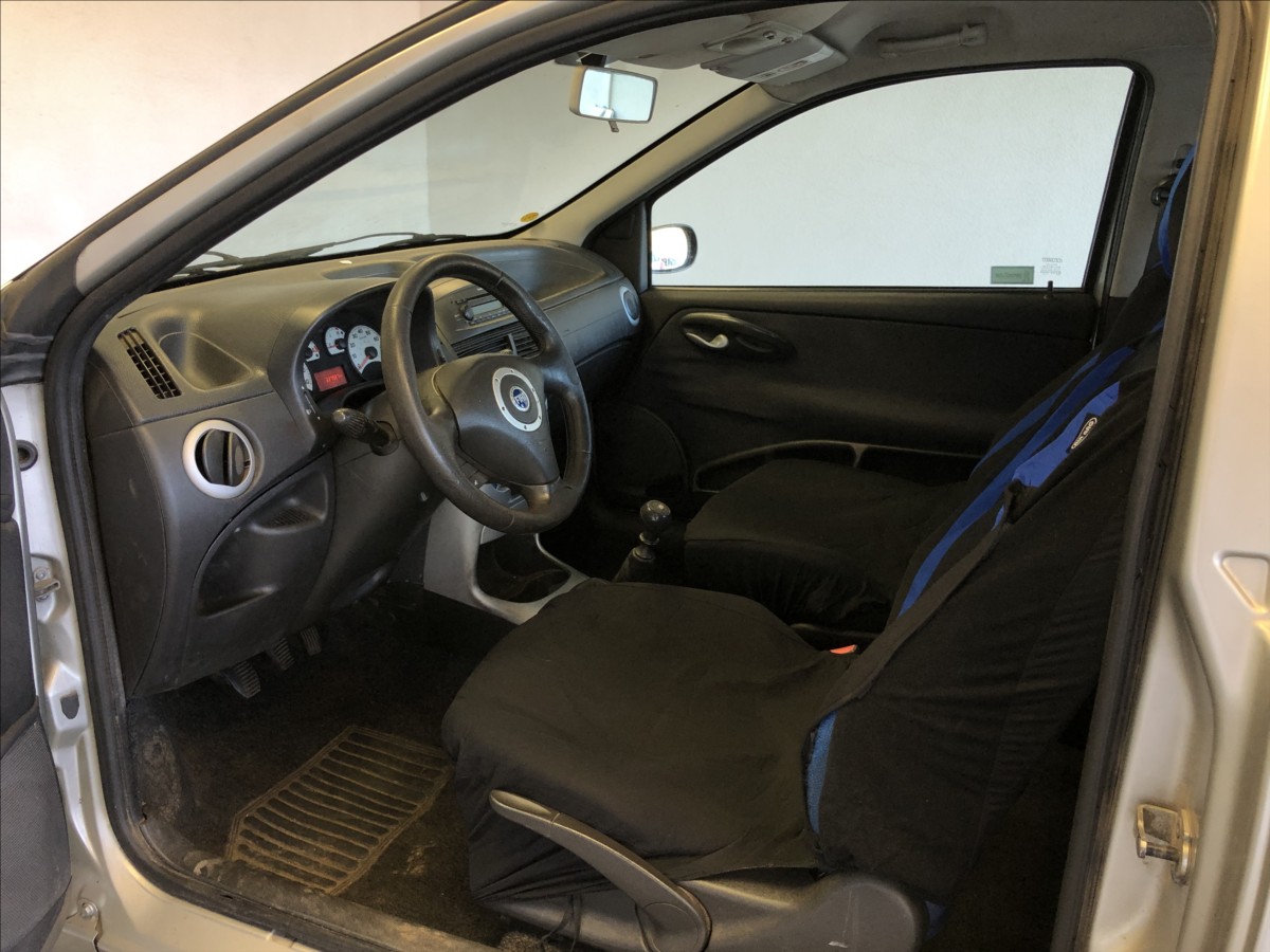 fiat-punto-1-4-16v - 8