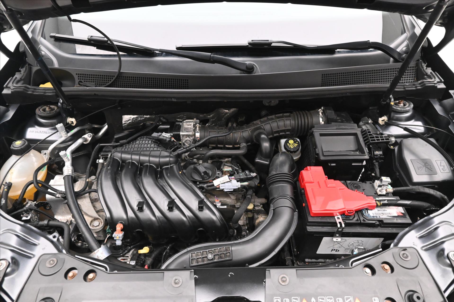 dacia-duster-1-6-sce-84kw-tazne-zaruka-az-5-let - 8