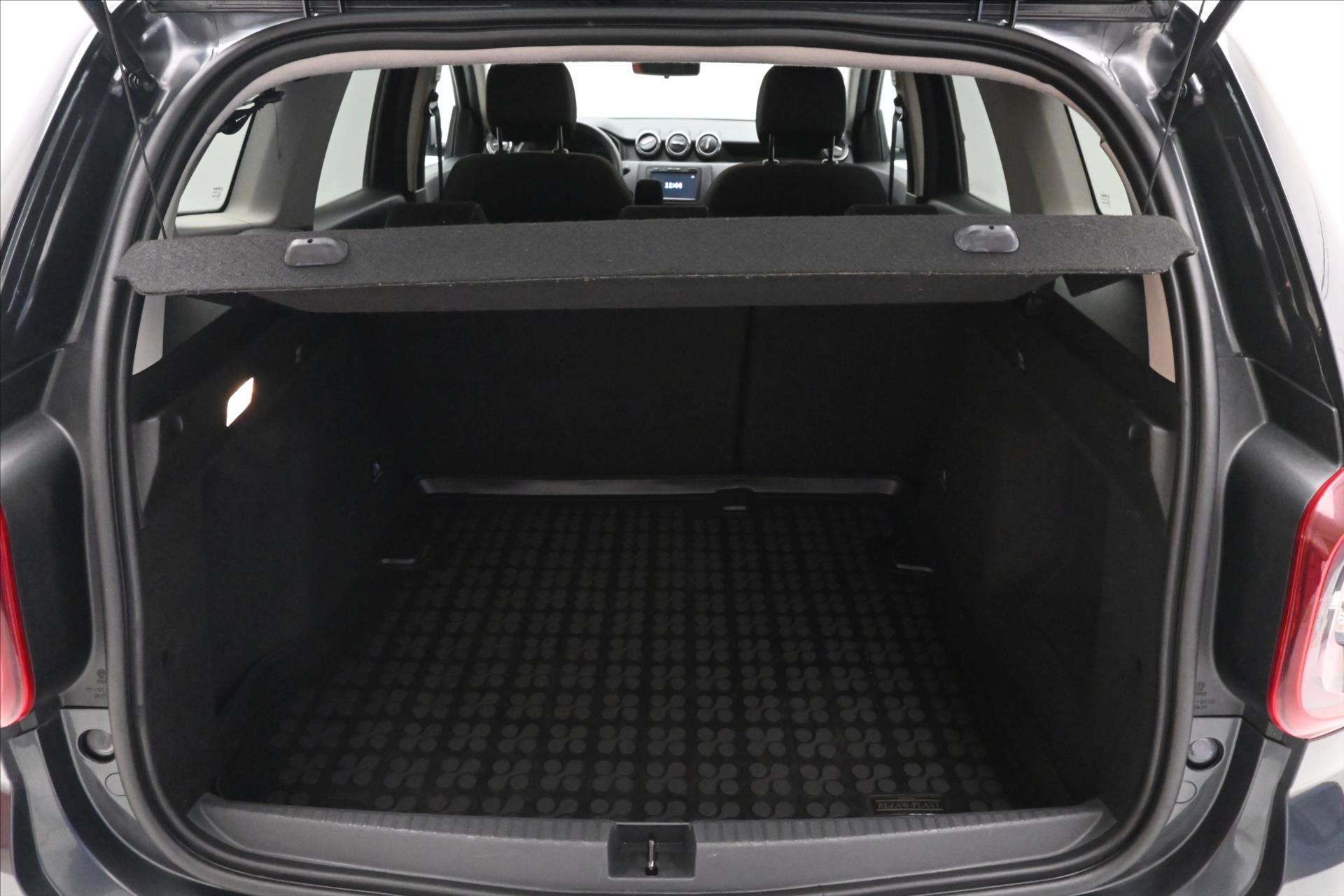 dacia-duster-1-6-sce-84kw-tazne-zaruka-az-5-let - 9