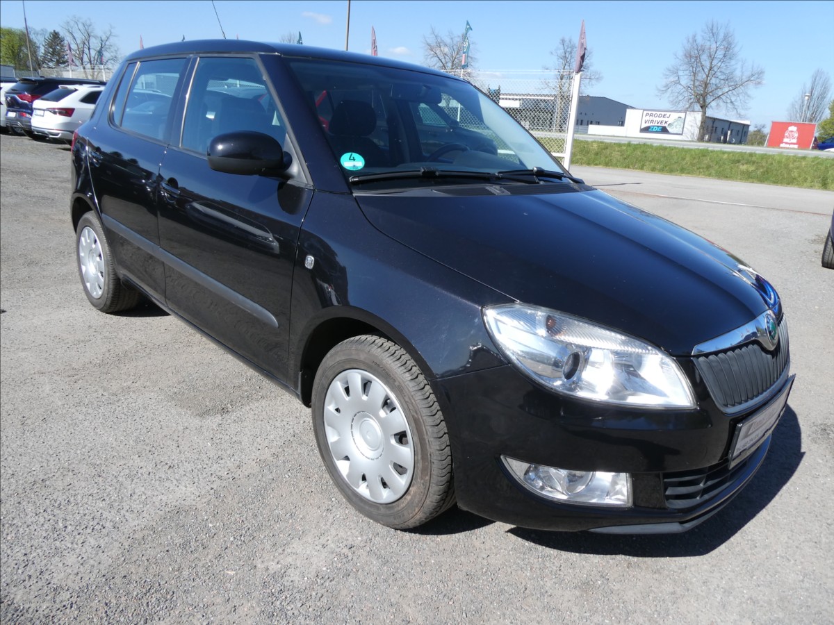 Škoda Fabia 1,2 TSi 77kW 1.majitel, klima