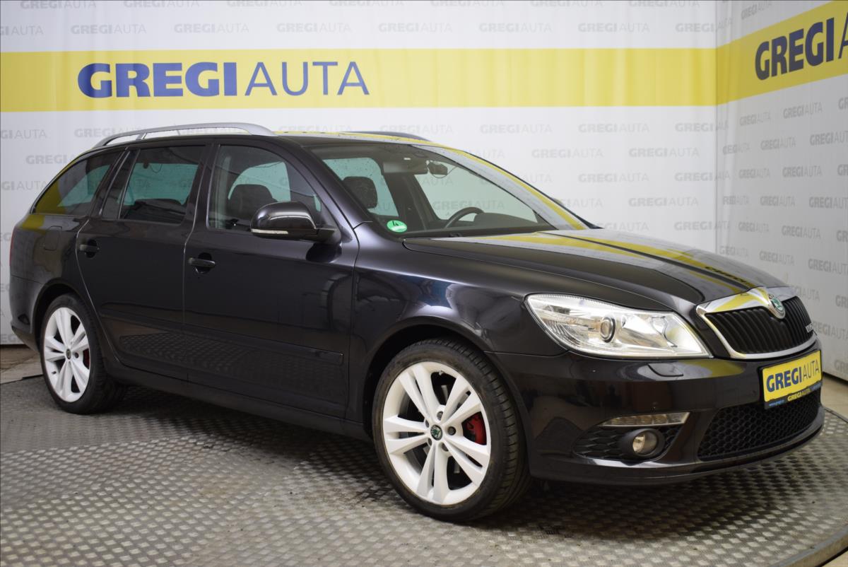 skoda-octavia-2-0-tdi-rs-top-stav-pr-servis - 1