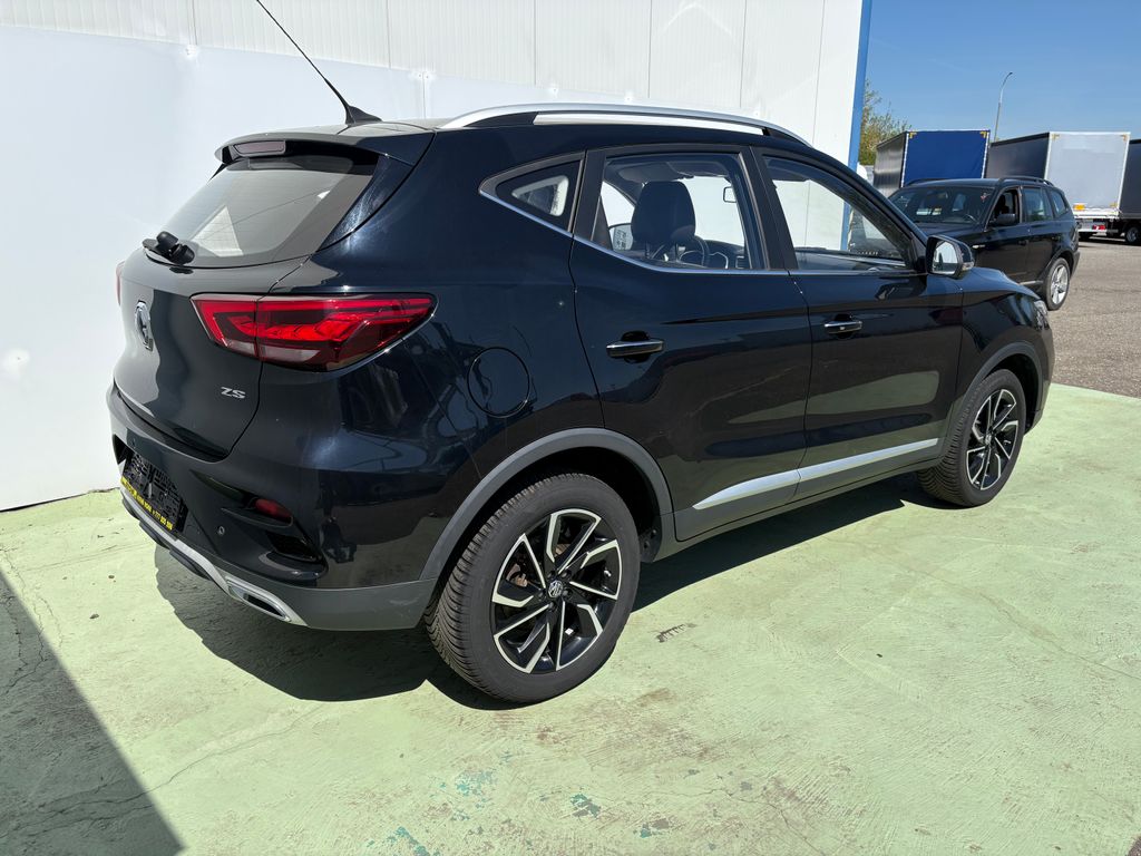 mg-zs-1-0tgi-aut-eleg-navi-kamera - 1