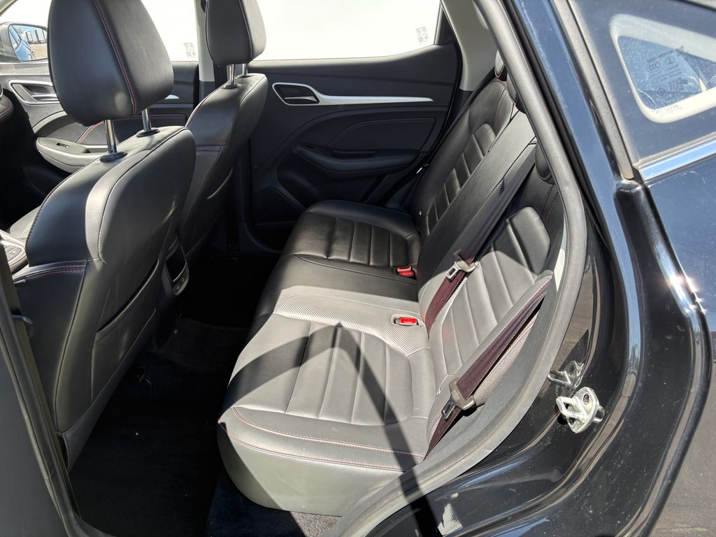 mg-zs-1-0tgi-aut-eleg-navi-kamera - 5