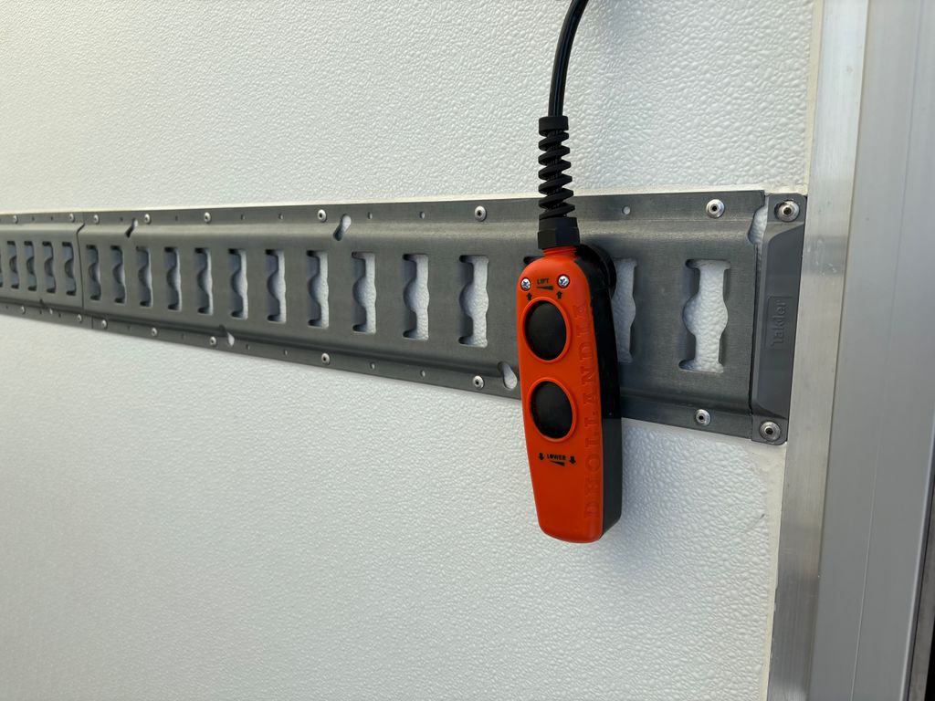 iveco-daily-3-0-50c-do-3-5t-skrin-hydr-c - 4