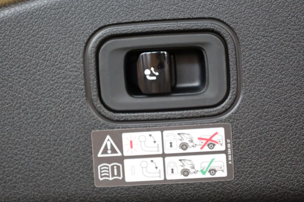 mercedes-benz-4m-kupe-dynamic-plus-tazne - 7