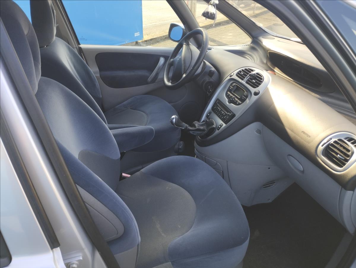 citroen-xsara-picasso-1-6-hdi - 7