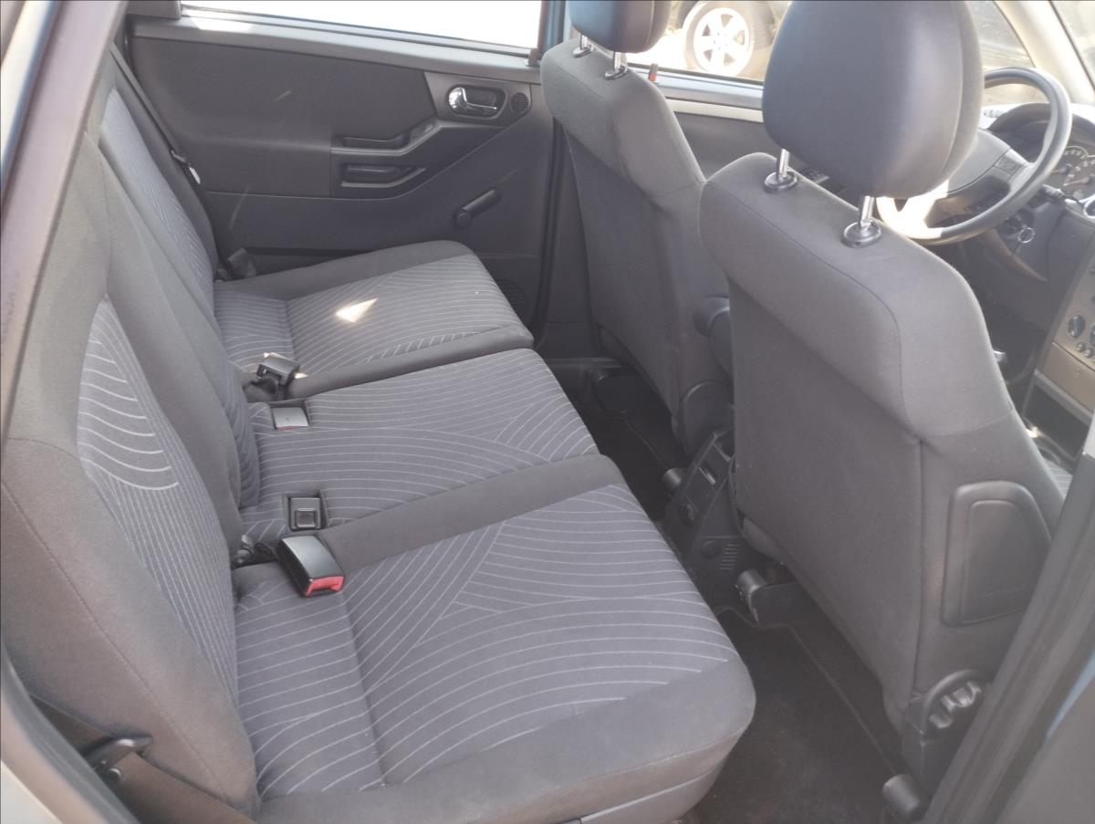 opel-meriva-1-6 - 8