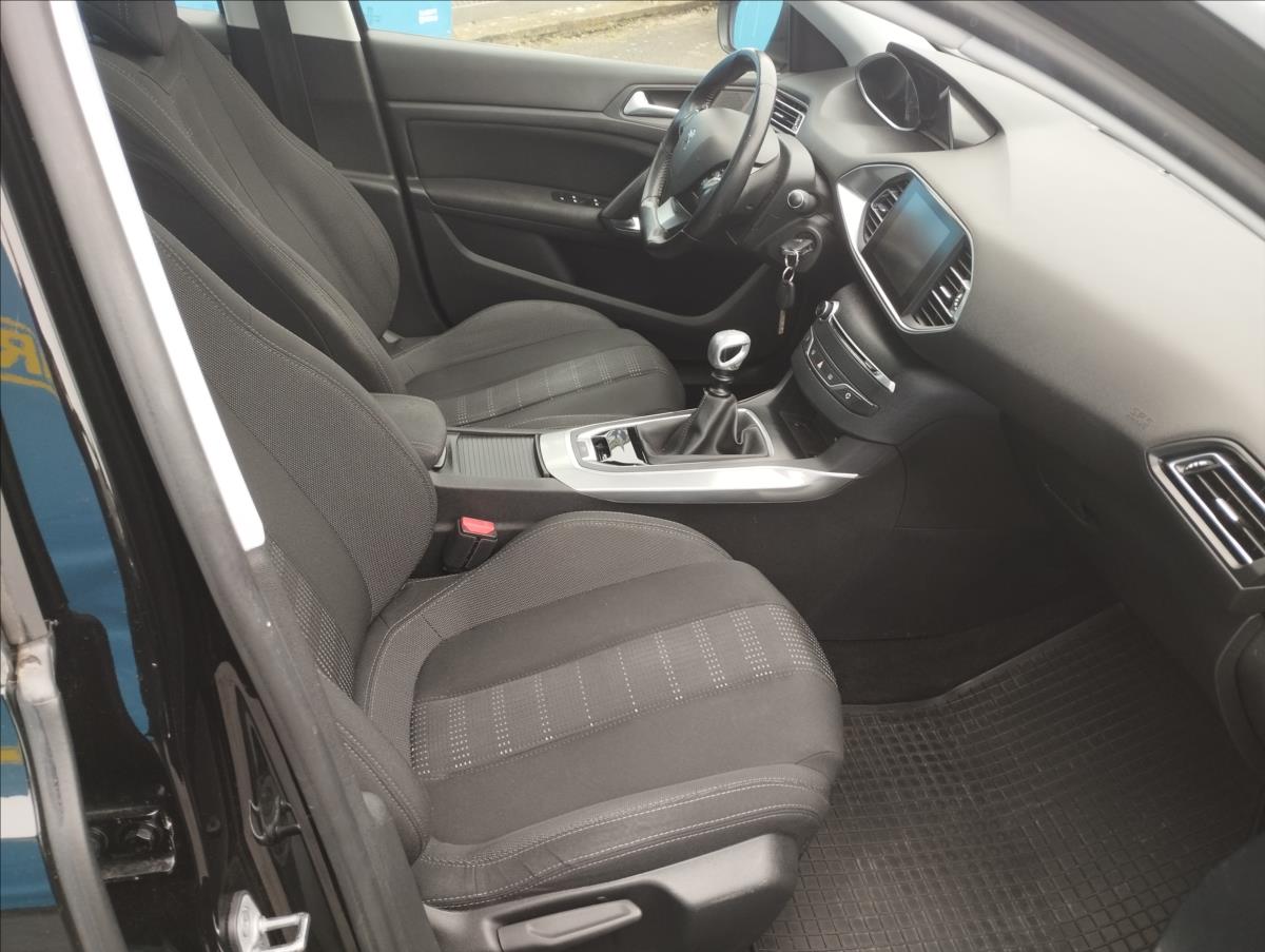 peugeot-308-2-0-hdi-110kw - 7