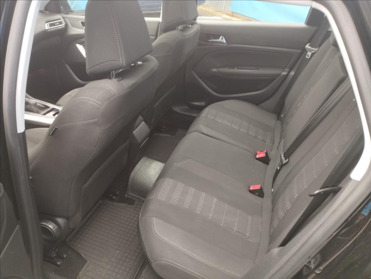 peugeot-308-2-0-hdi-110kw - 8