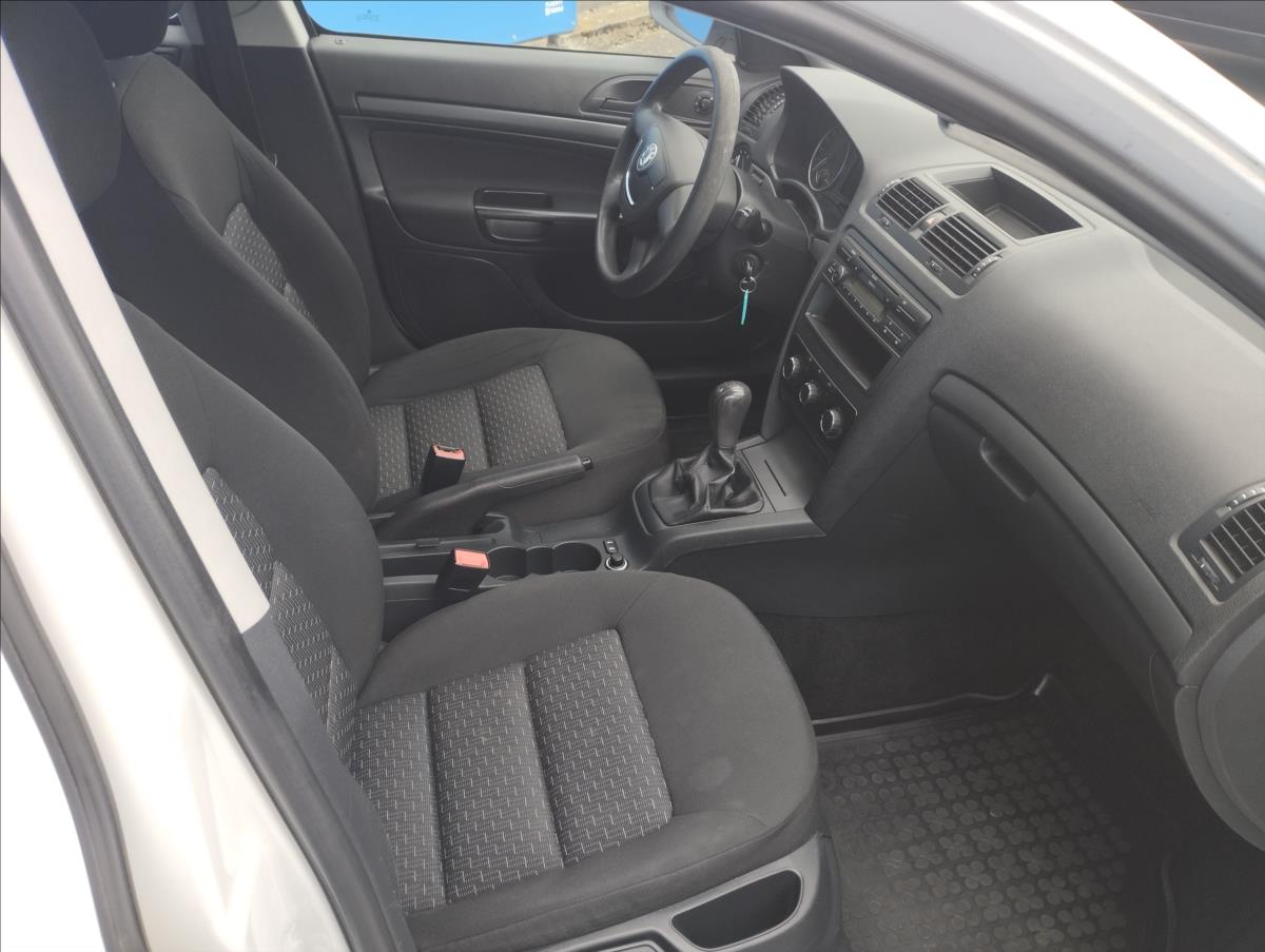 skoda-octavia-1-6-tdi-77kw - 7