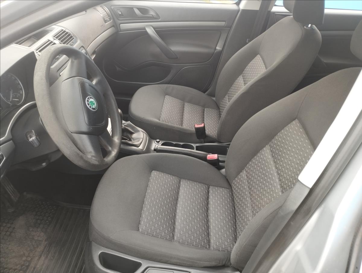 skoda-octavia-1-6-tdi-77kw - 6