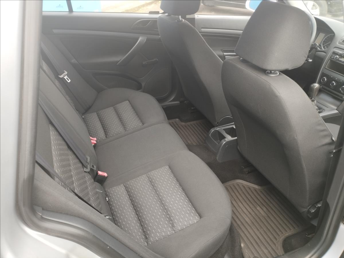 skoda-octavia-1-6-tdi-77kw - 8