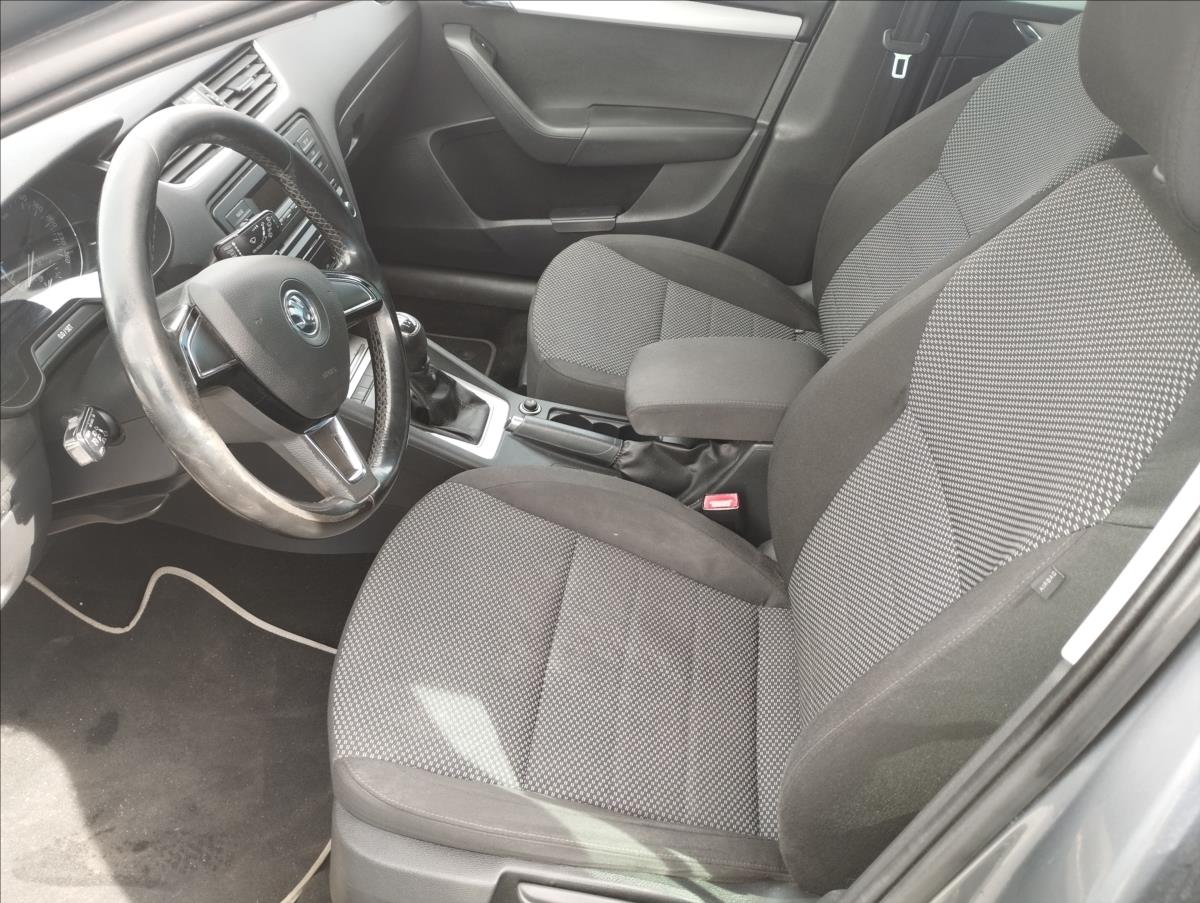 skoda-octavia-1-2-tsi-77kw - 6