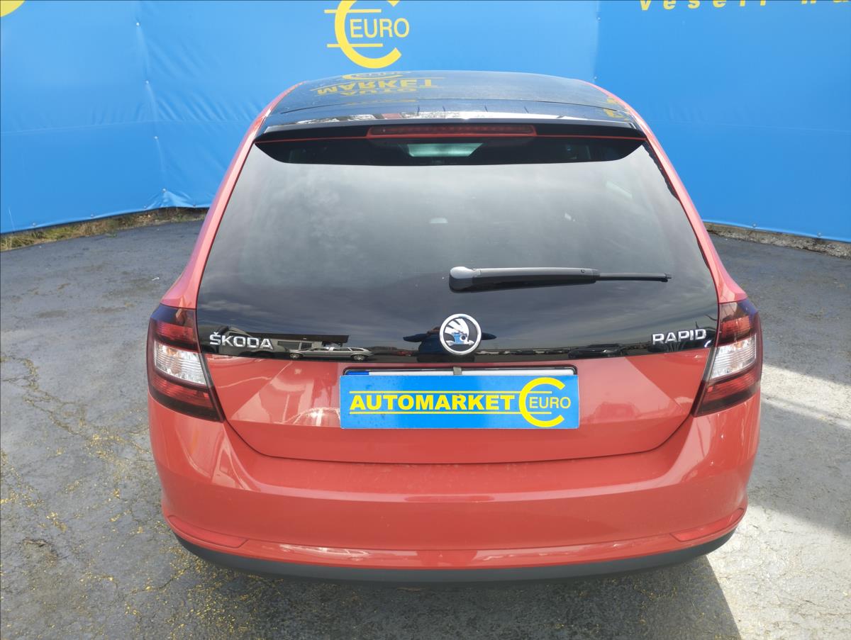 skoda-rapid-1-2-panorama - 4