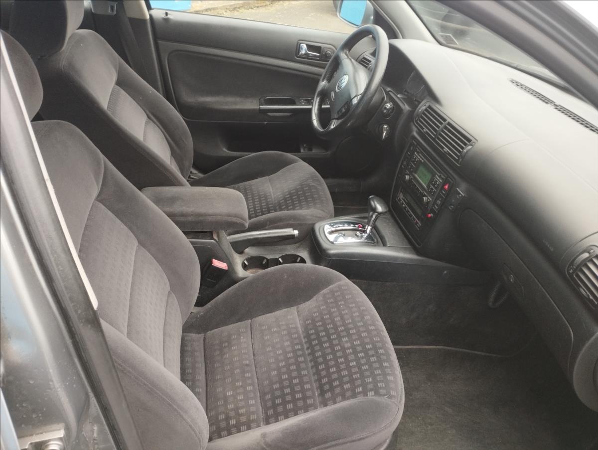 volkswagen-passat-1-9-tdi-96kw-automat - 7