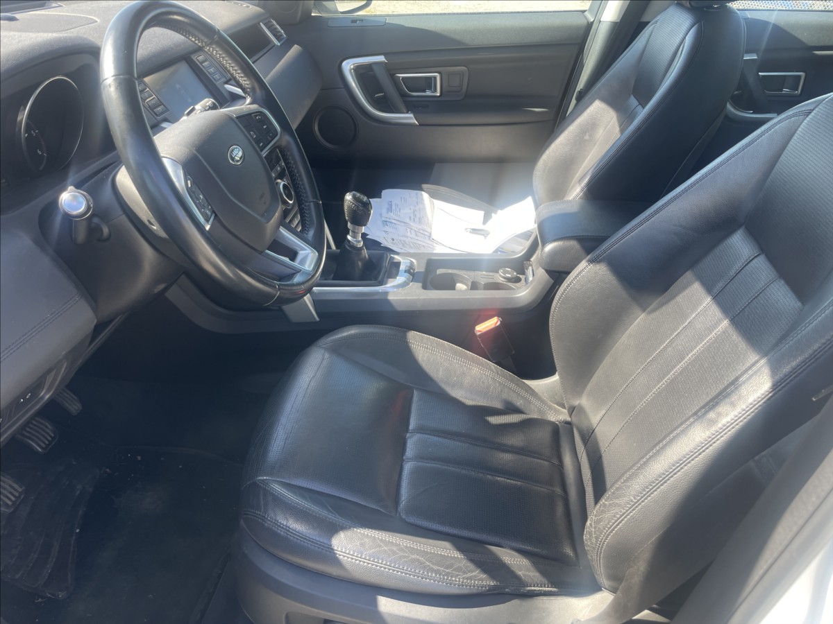 land-rover-discovery-2-0-td4-132kw-awd-pano-7mist-tazne-dph - 6