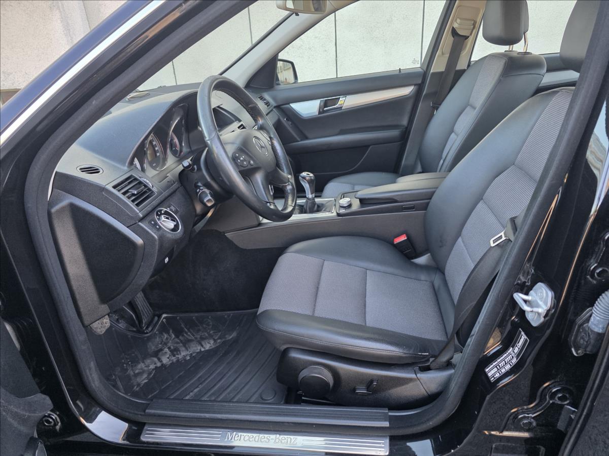 mercedes-benz-tridy-c-2-1-2-2cdi-avantgarde-1-majitel-2-2cdi-avantgarde-1-majitel - 9