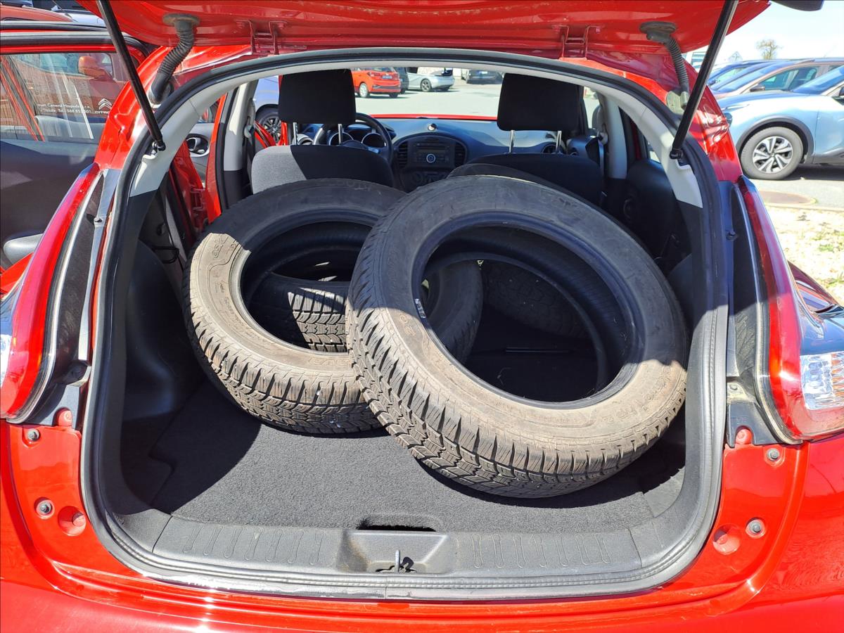 nissan-juke-1-6-i-koupeno-cz - 8