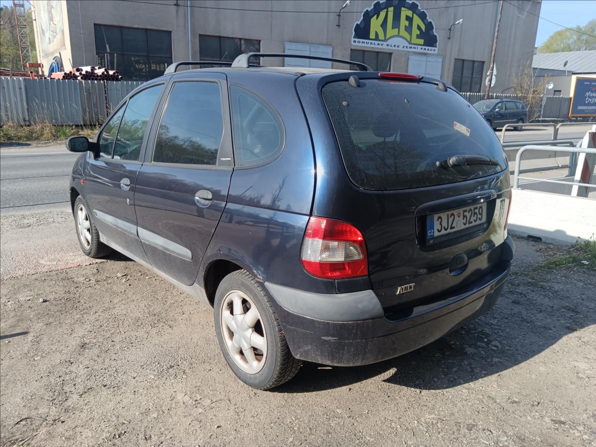 renault-scenic-1-6-i-megane-scenic - 7