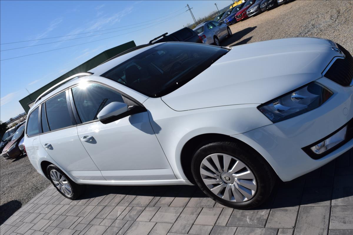 skoda-octavia-2-0-tdi-110kw-vyhrev-navi-stk - 3