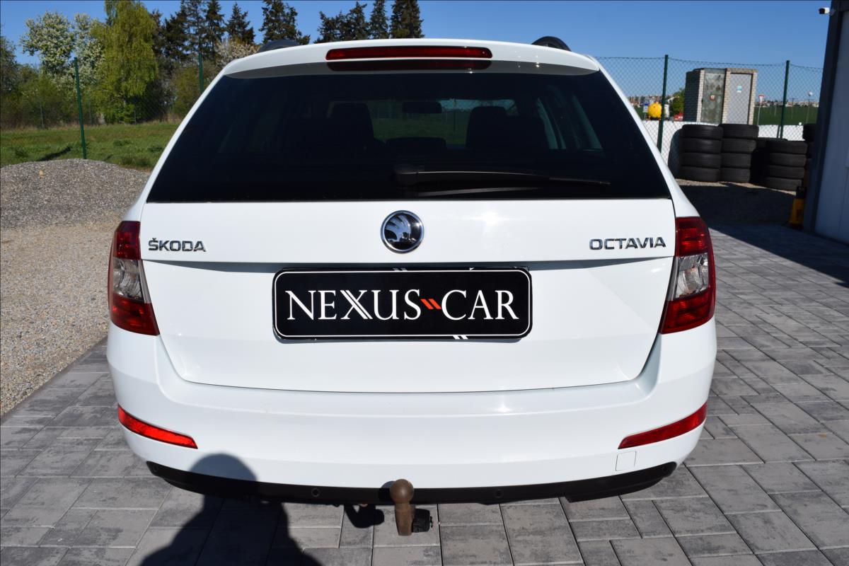 skoda-octavia-2-0-tdi-110kw-vyhrev-navi-stk - 5