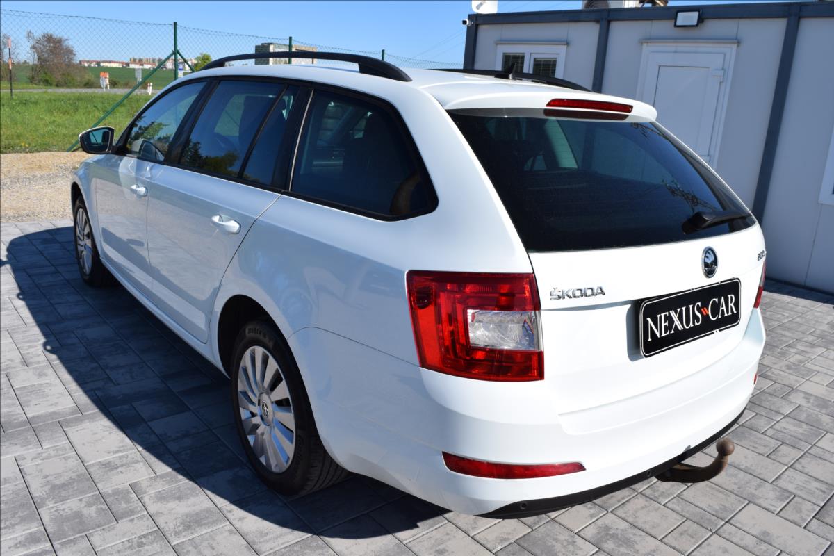 skoda-octavia-2-0-tdi-110kw-vyhrev-navi-stk - 6