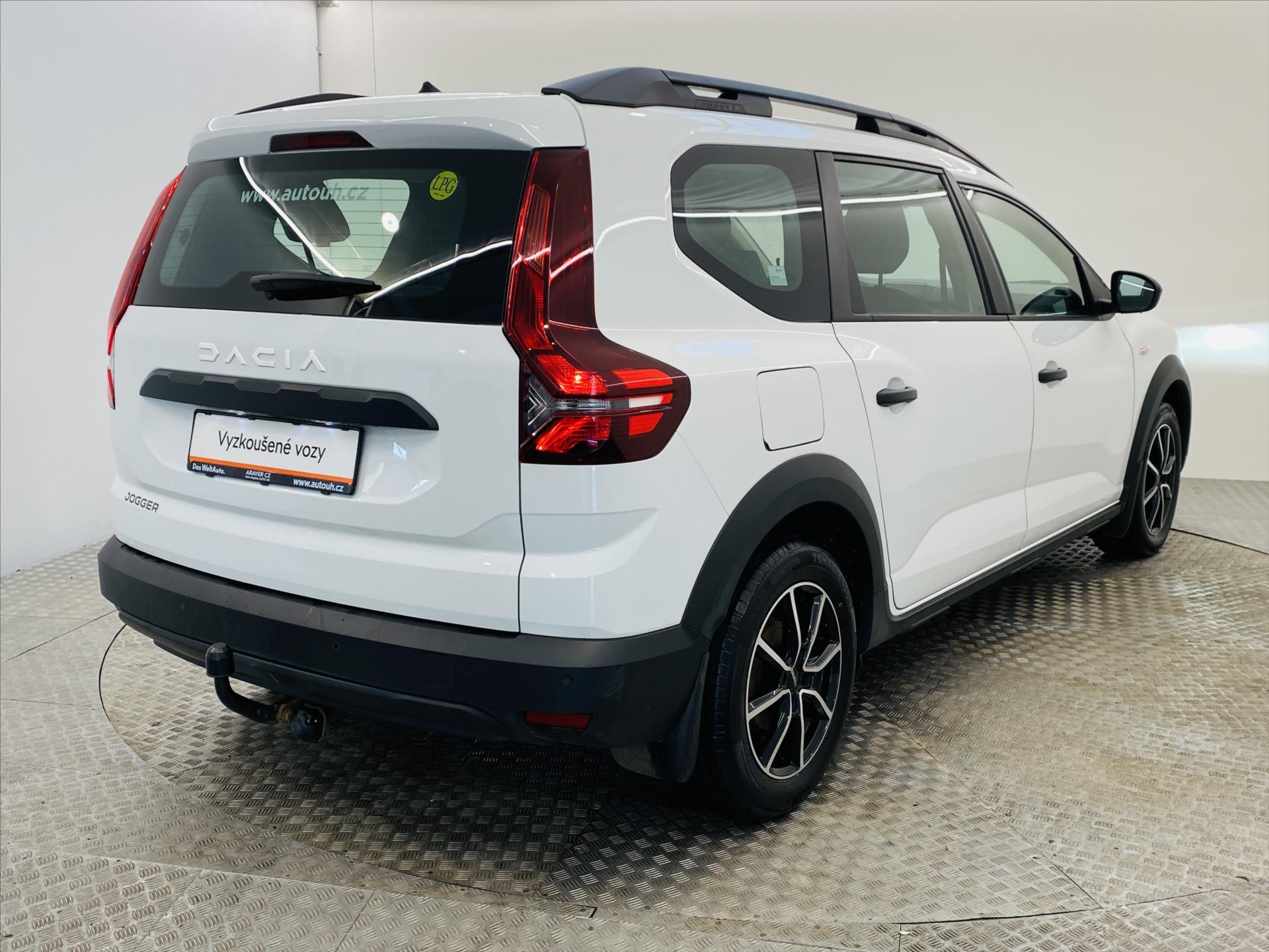 dacia-jogger-1-0-tce-67kw-lpg-7-mmist - 1