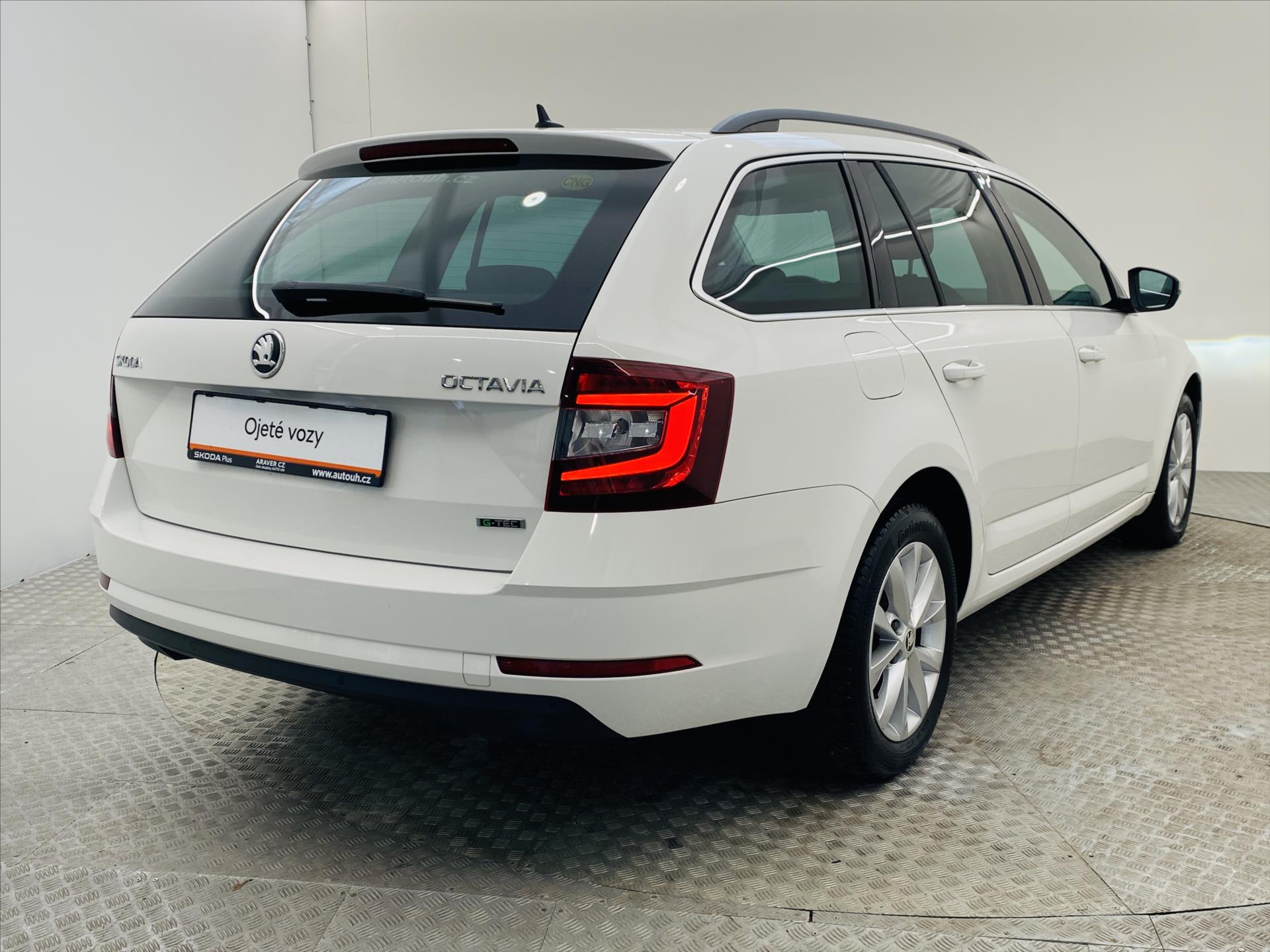 skoda-octavia-1-5-g-tec-96kw-dsg-style - 1