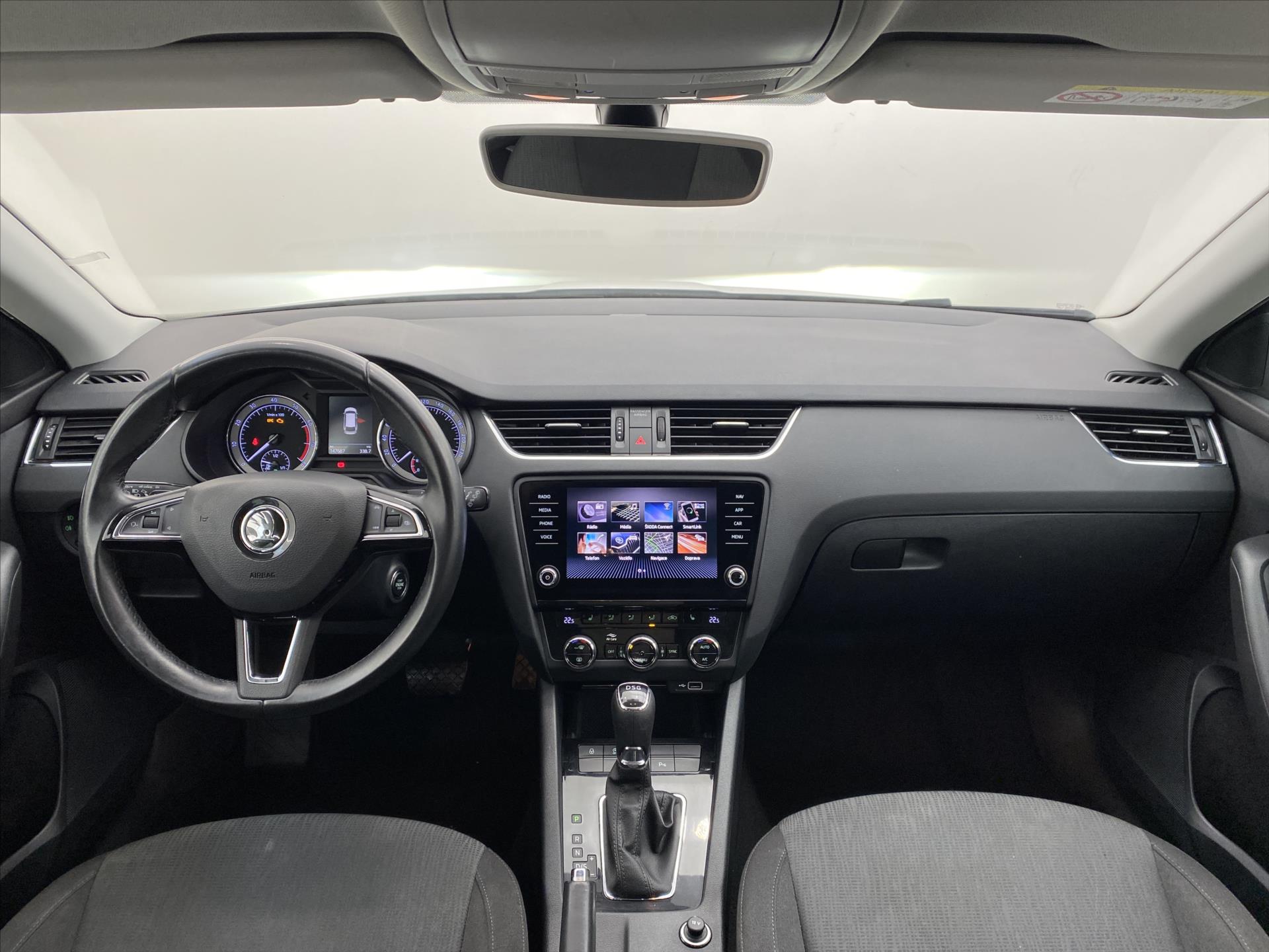 skoda-octavia-1-5-g-tec-96kw-dsg-style - 8