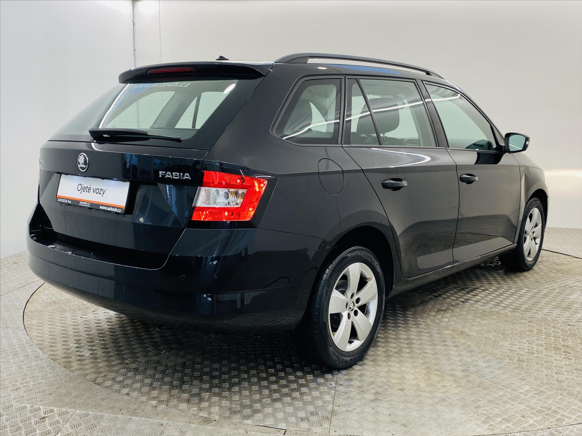 skoda-fabia-1-0-tsi-dsg-81kw-style - 1