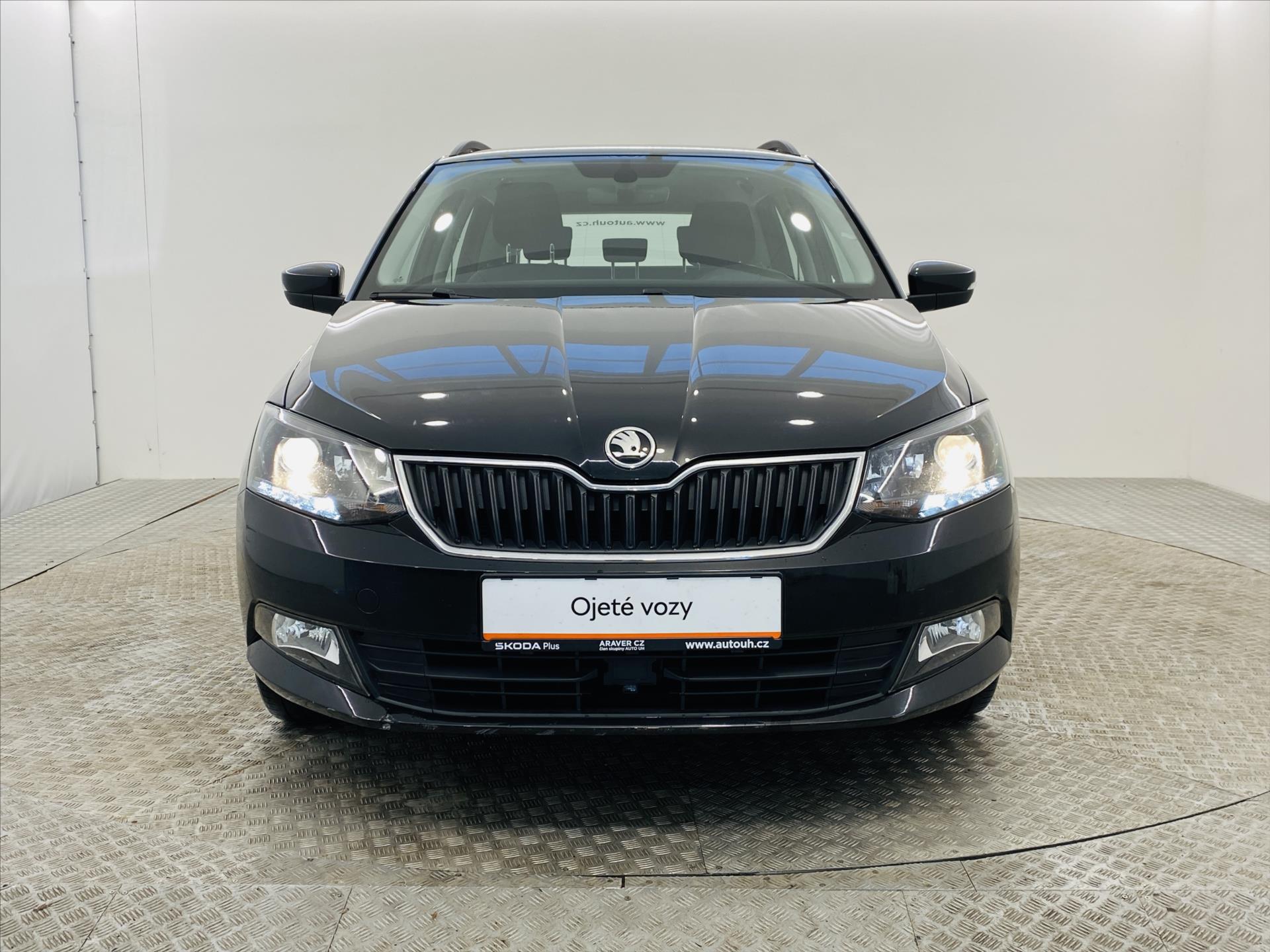 skoda-fabia-1-0-tsi-dsg-81kw-style - 3