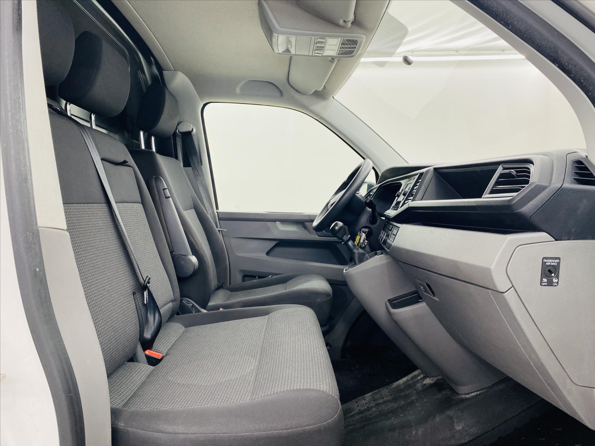 volkswagen-transporter-2-0-tdi-81kw - 5