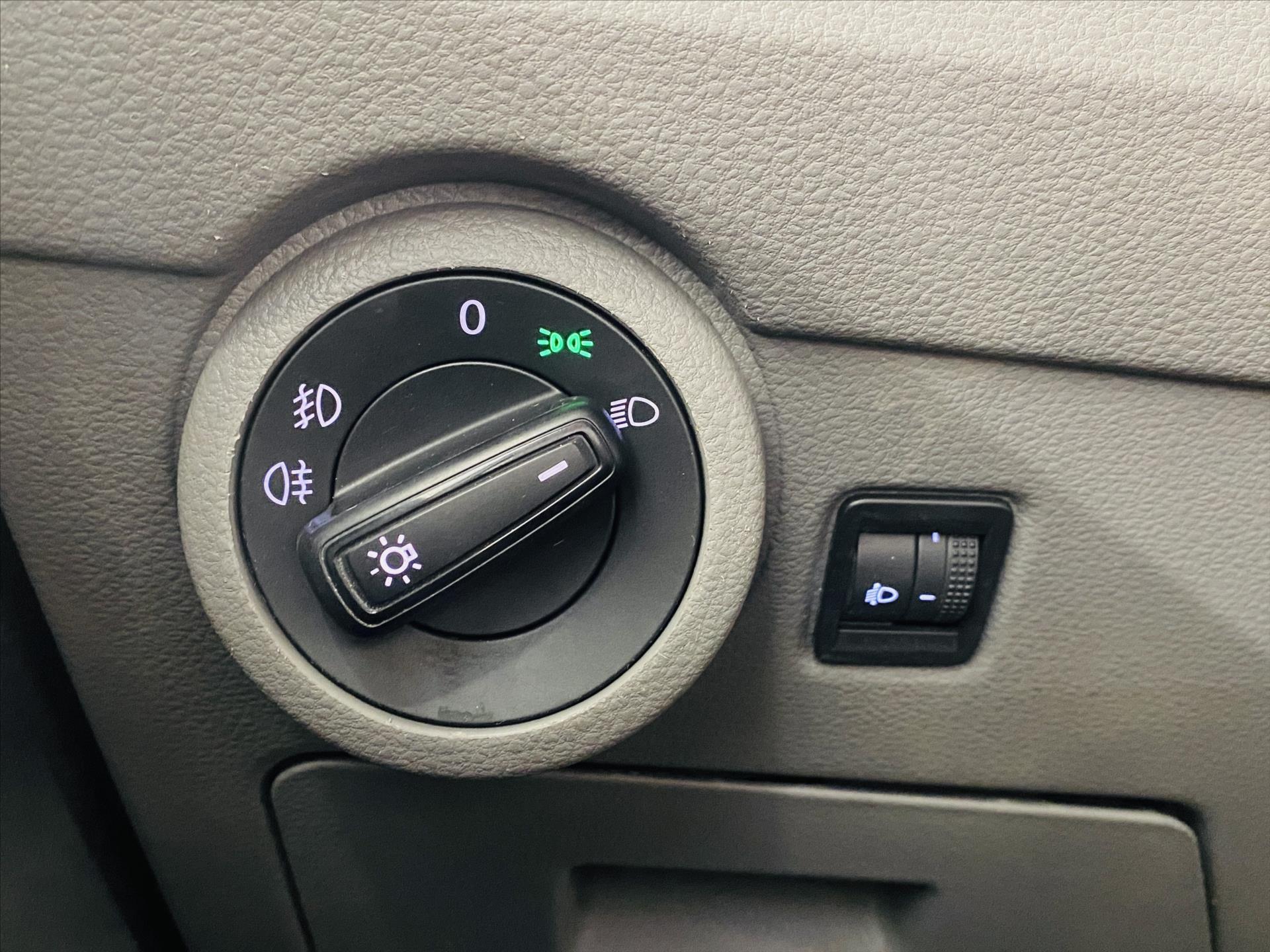 volkswagen-transporter-2-0-tdi-81kw - 7