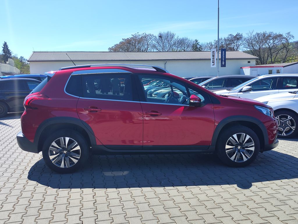 peugeot-2008-1-2-puretech-81kw-allure-eat6 - 3