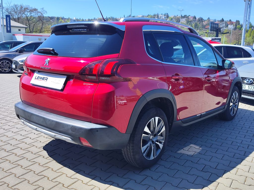 peugeot-2008-1-2-puretech-81kw-allure-eat6 - 4