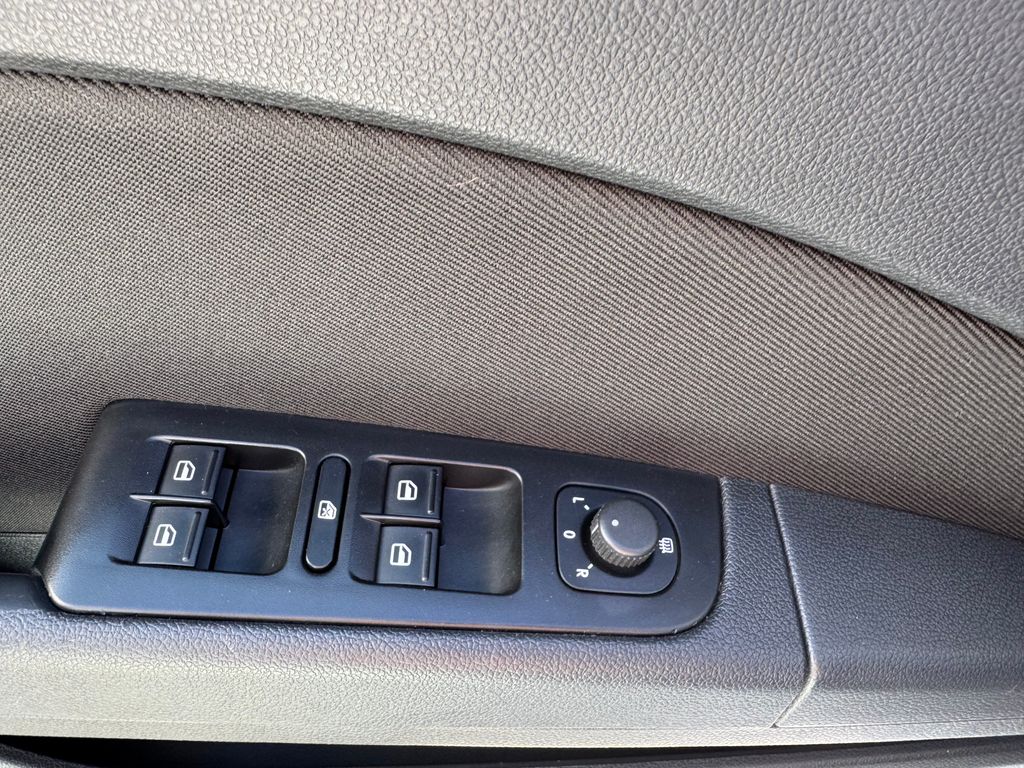 skoda-superb-combi-2-0-tdi-ambition - 6