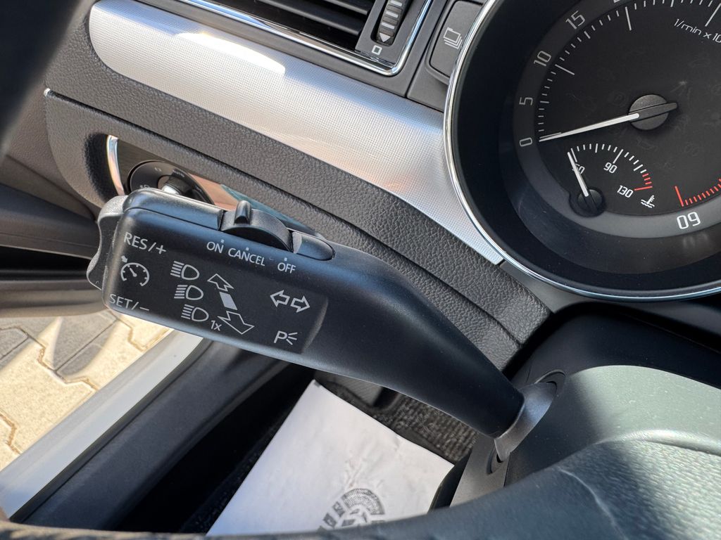 skoda-superb-combi-2-0-tdi-ambition - 8