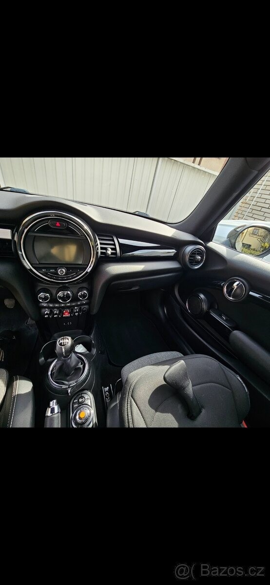 mini-cooper-1-5-d-10-2014 - 8