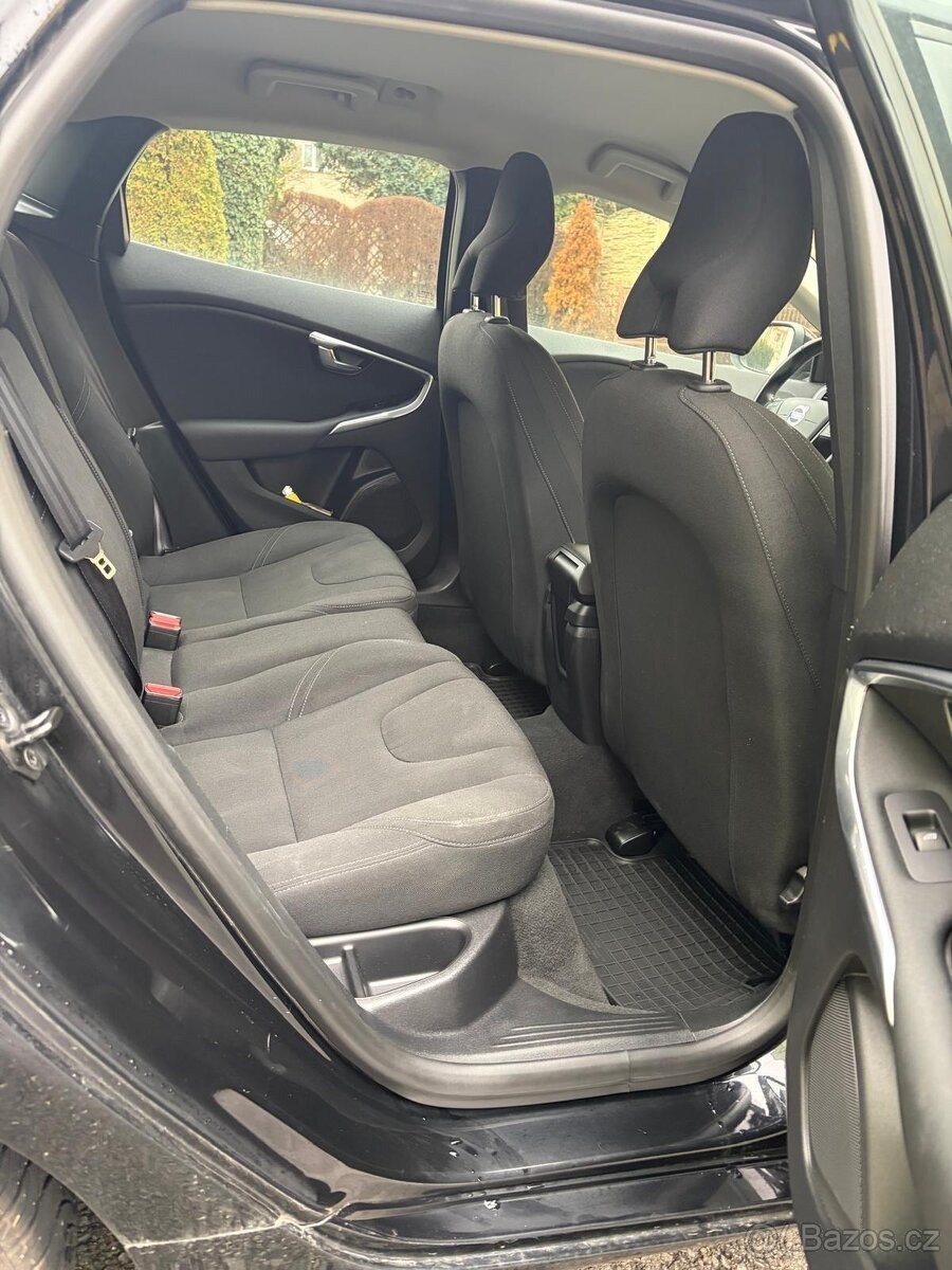 volvo-v40-1-6-prodam - 6