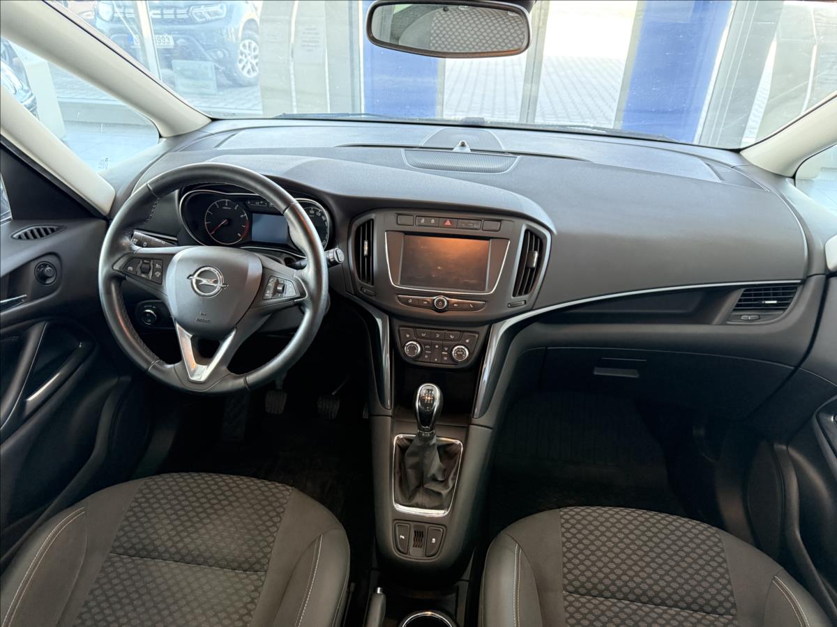 opel-zafira-1-4-103kw-serviska-7-mist-1-maj - 8