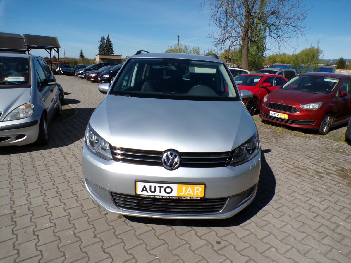 volkswagen-touran-1-6-tdi-dsg - 2