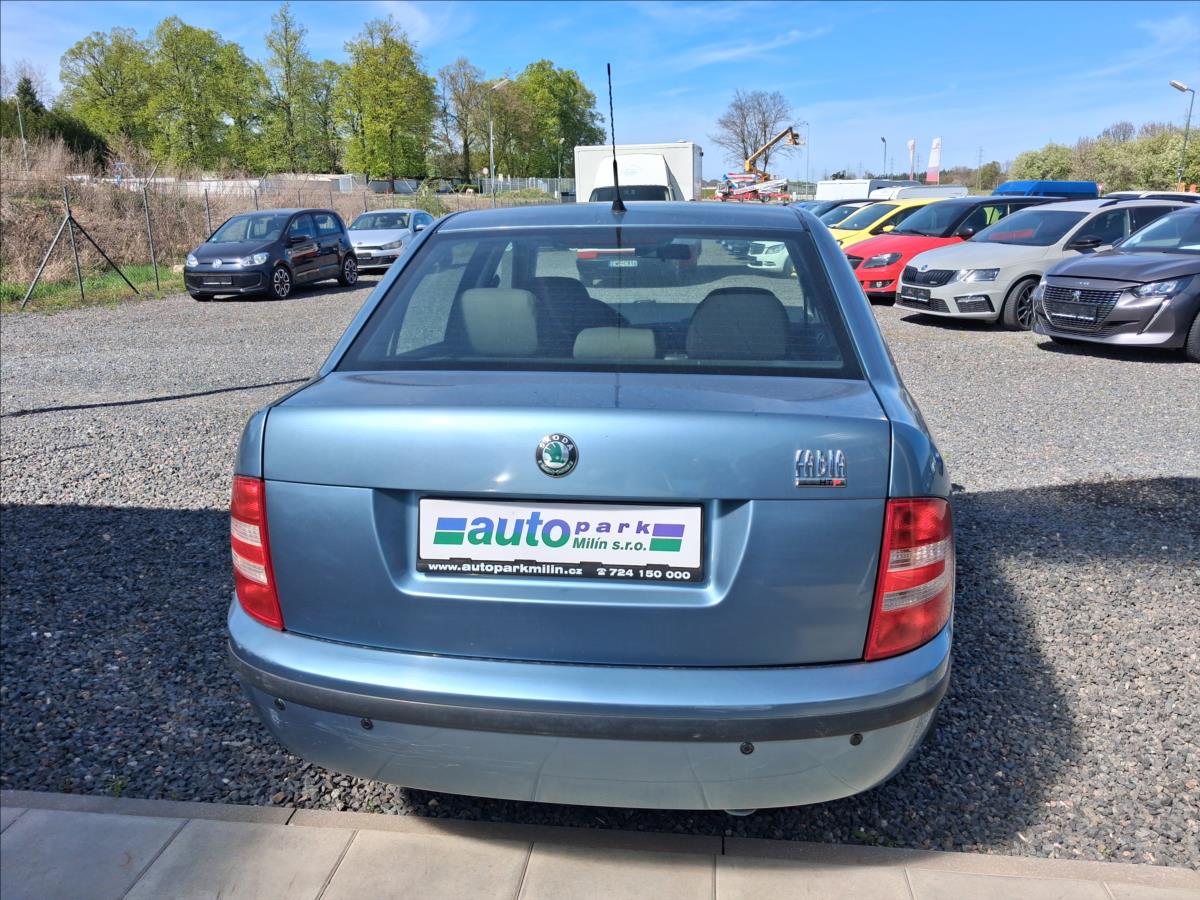 skoda-fabia-1-2-park-senzory-construct - 5