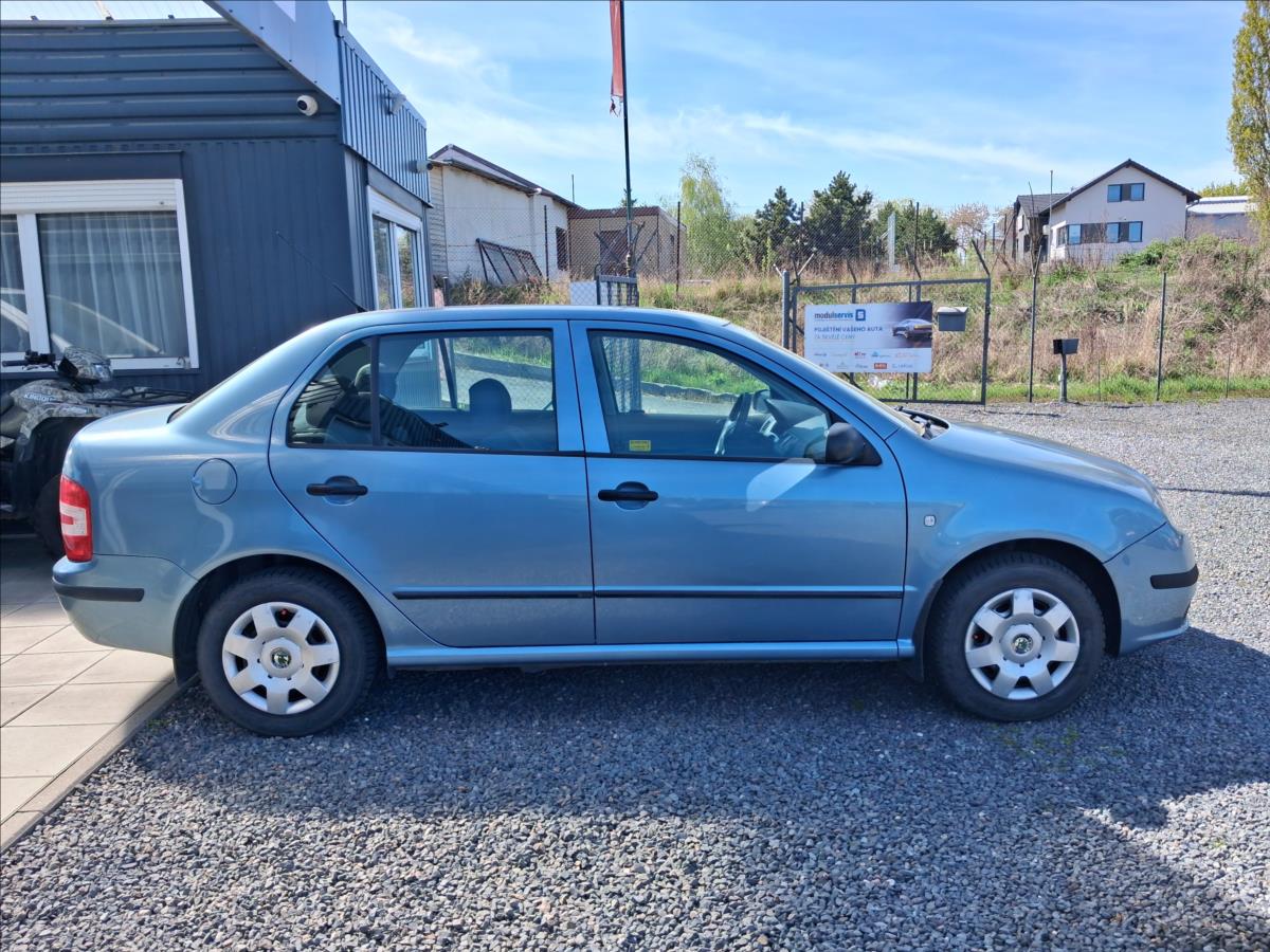 skoda-fabia-1-2-park-senzory-construct - 7